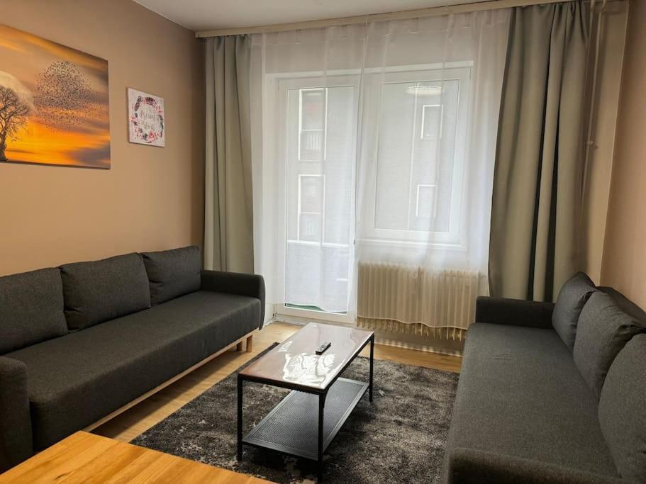 Choice Berlin - Wohnung Fuer Bis Zu 12 Personen Dış mekan fotoğraf