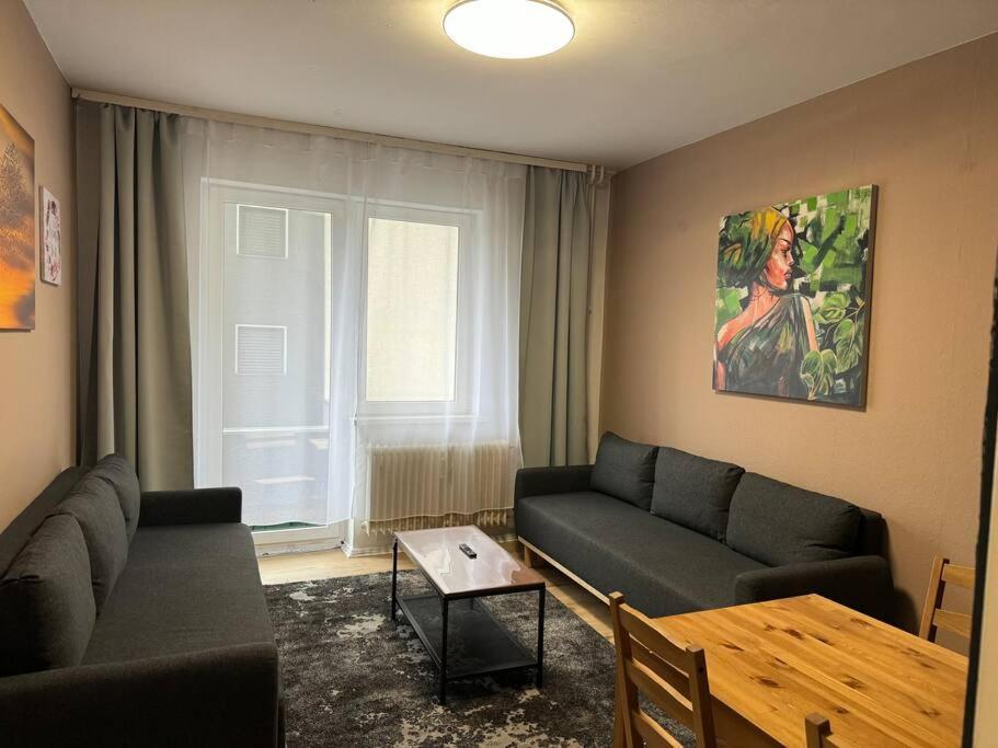 Choice Berlin - Wohnung Fuer Bis Zu 12 Personen Dış mekan fotoğraf